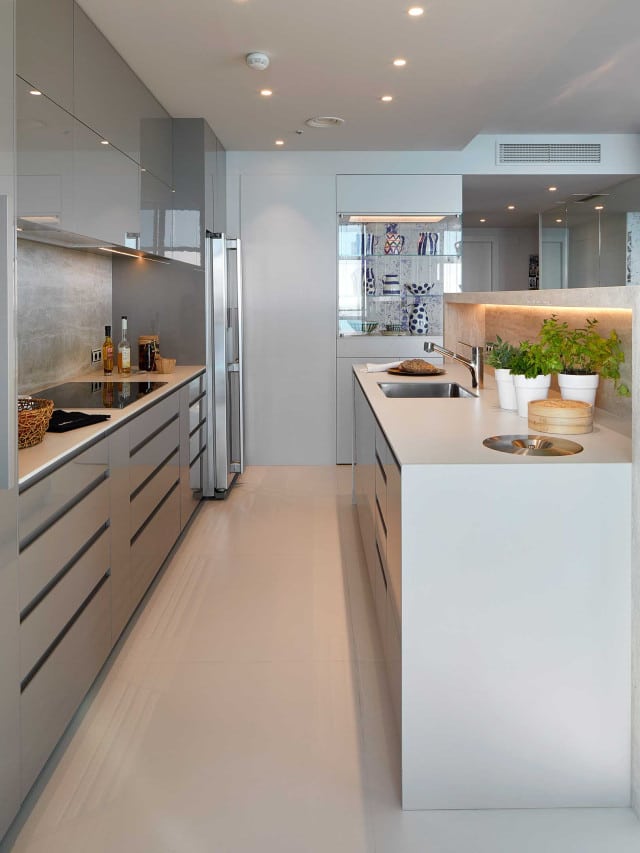 Meun Apartment- Pin & Play by Molins Design